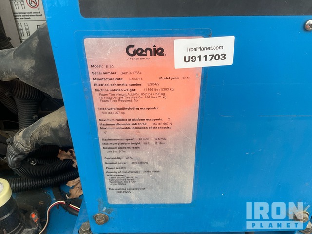 ELEVADOR TELESCóPICO 2013 GENIE 4WD S40