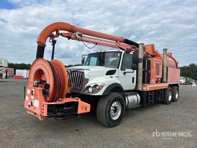 2012 International 4700 6x4 Vacuum Tanker Truck