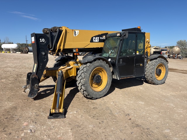 2013 Cat TL1055C Telehandler 2013 Cat TL1055C Telehandler