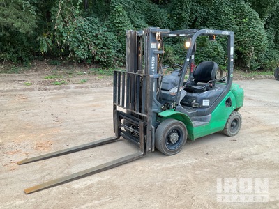 2012 Komatsu FG25T-16 4650 lb Pneumatic Tire Forklift