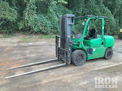 2008 Komatsu FG45T8 8560 lb Pneumatic Tire Forklift