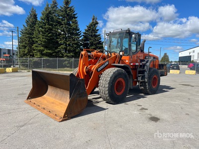 2011 Doosan DL300 Wiellader