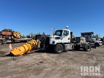 2016 Freightliner 108SD 4x2 شاحنة كشط الثلج