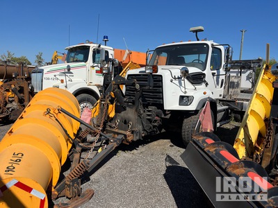 2016 Freightliner 108SD 4x2 Snow Plow Truck
