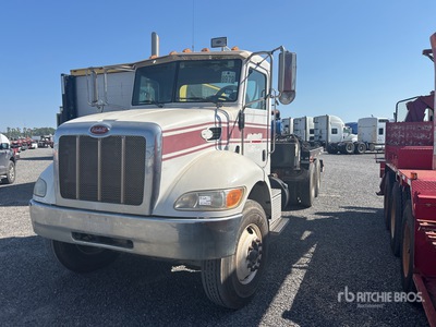 2013 Peterbilt 348 6x4 Cabine et châssis (Inoperable)