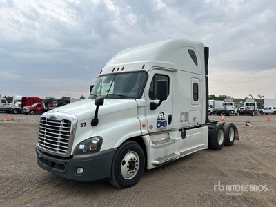 2019 Freightliner Cascadia 125 6x4 T/A Sleeper Truck Tractor