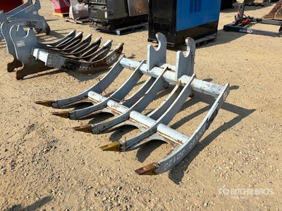 SEC 54 in Q/C Excavator Rake