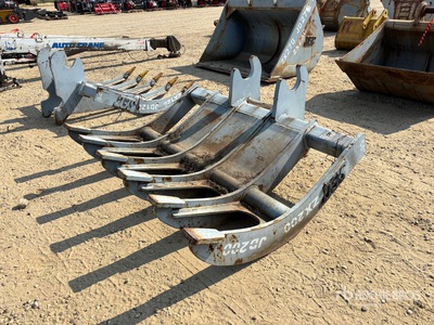 SEC 66 in Q/C Excavator Rake