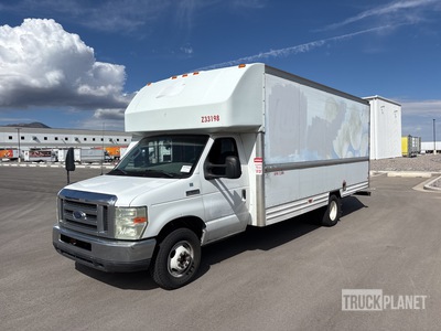 2008 Ford E-350 Cutaway Furgone cargo