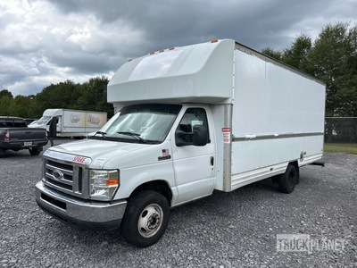 2008 Ford E-350 Van Truck