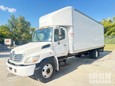 2010 Hino 238 4x2 Moving Van Truck