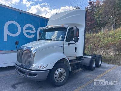 2013 International 8600 6X4 6x4 T/A Day Cab Truck Tractor (Inoperable)