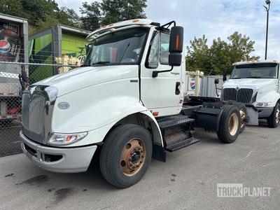 2013 International 8600 6x4 3-Achs Sattelzugmaschine