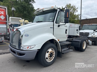 2013 International 8600 6x4 3-Achs Sattelzugmaschine