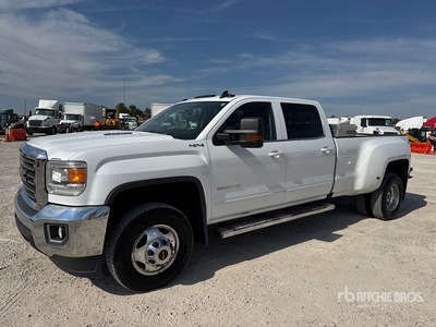 2016 GMC Sierra 3500HD 4x4 Crew Cab Pickup