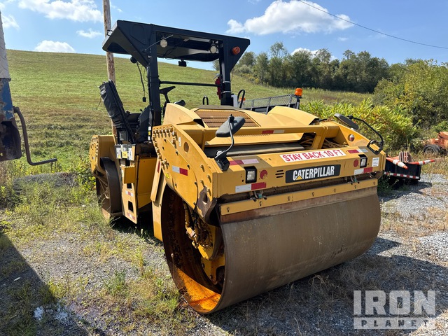 COMPACTADOR 2013 CATERPILLAR CB54XW