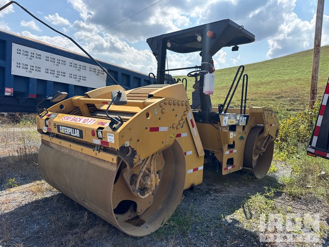 COMPACTADOR 2013 CATERPILLAR CB54XW