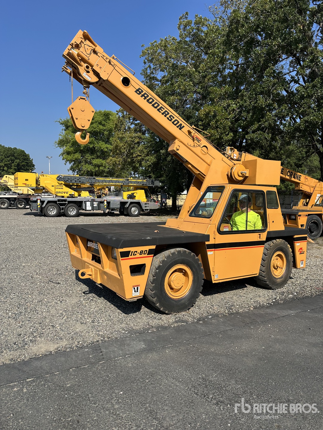 1989 Broderson IC-80-1D 9 ton Carry Deck Crane