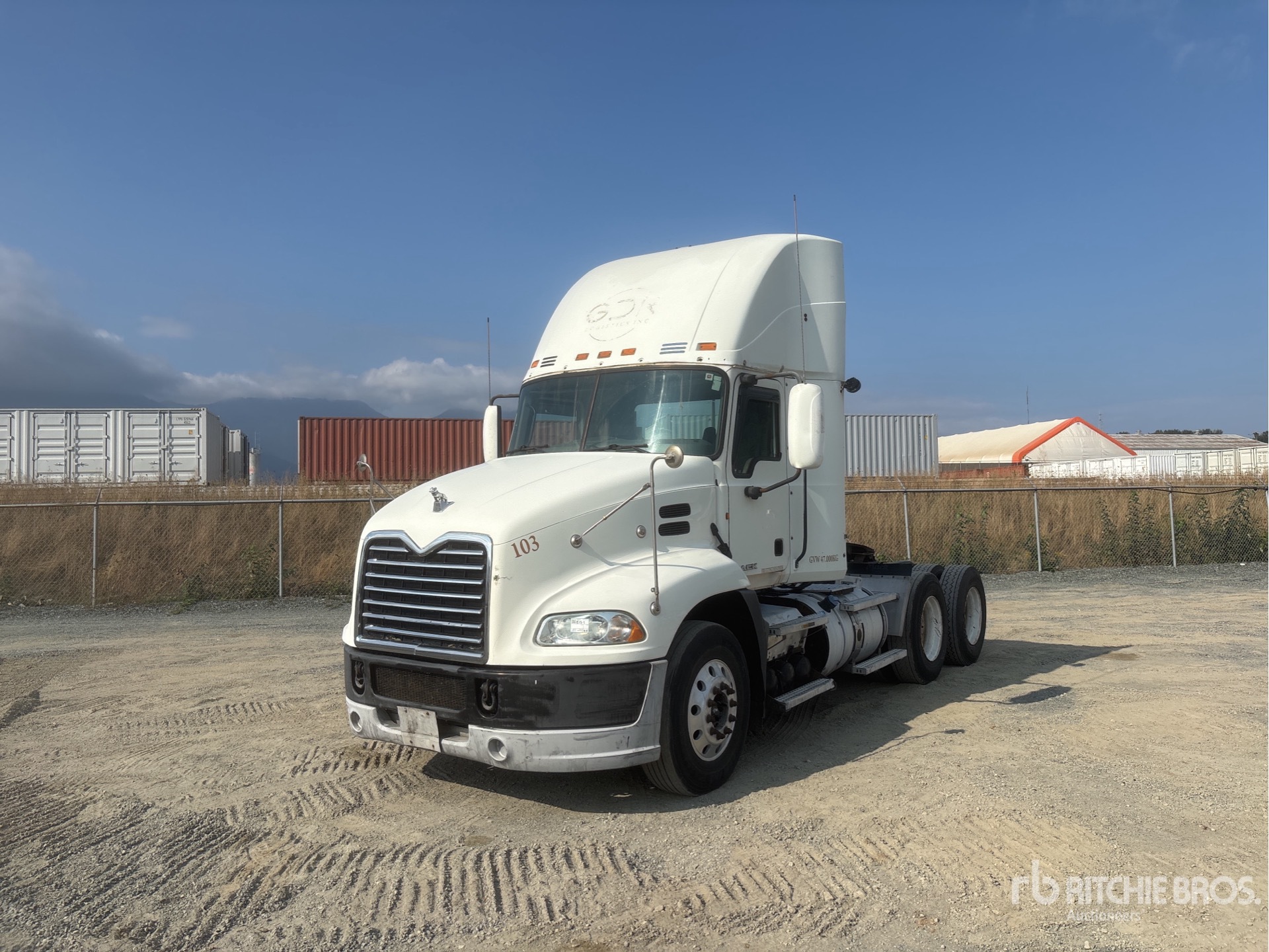 2011 Mack Pinnacle 6x4 Cabeza Tractora Cabina Corta