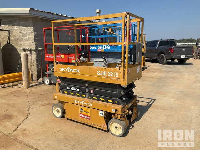ELEVADOR TIJERA 2019 SKYJACK SJIII3219