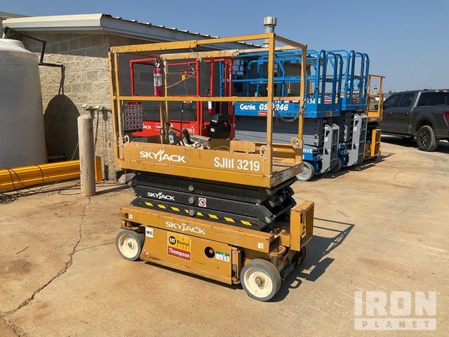 ELEVADOR TIJERA 2019 SKYJACK SJIII3219