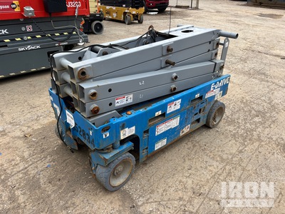 2022 (unverified) Genie GS-1932 Electric Scissor Lift (Inoperable)
