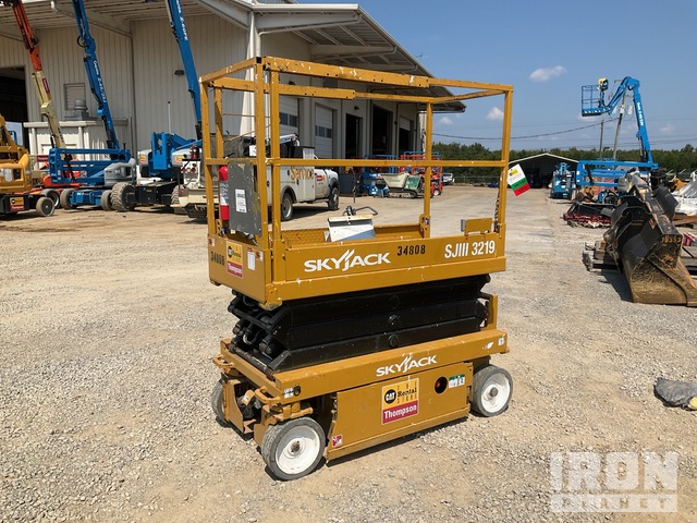 ELEVADOR TIJERA 2019 SKYJACK SJIII3219