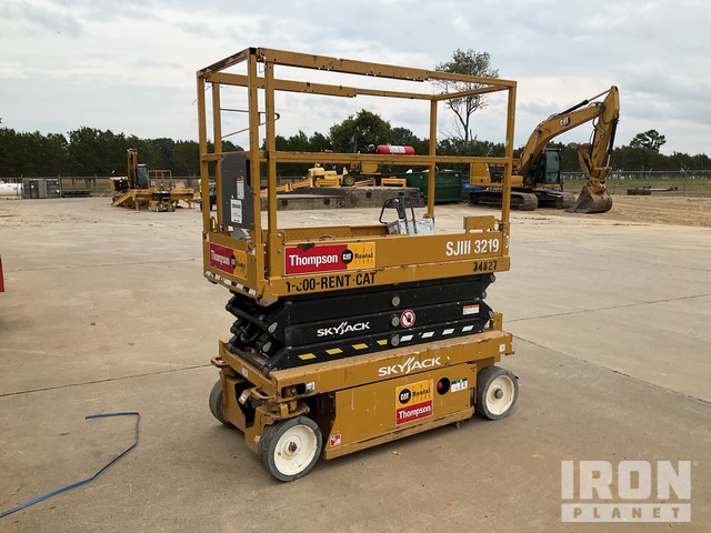 ELEVADOR TIJERA 2019 SKYJACK SJ3219E