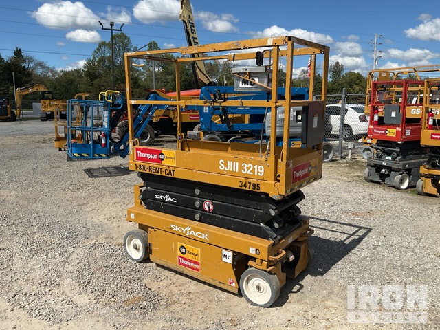 ELEVADOR TIJERA 2019 SKYJACK SJIII3219