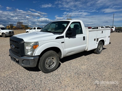 2011 Ford F-250 XL 4x2 Utility Truck (Inoperable)