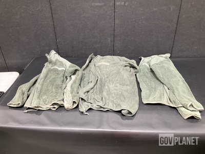 (37) Cold Weather Jackets & (1) Extreme Cold Weather Liner
