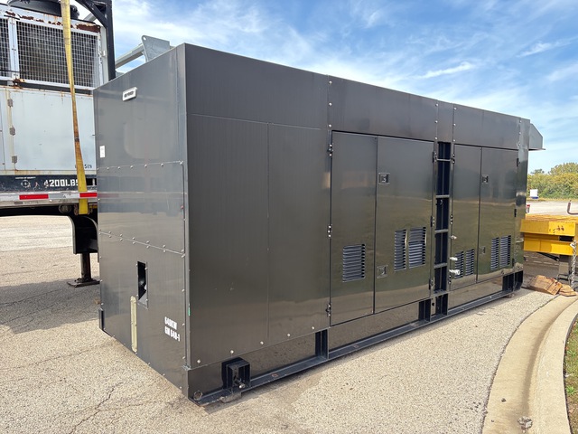 1999 Multiquip DCA-800SSK 800 kVA Skid-Mounted Generator Set