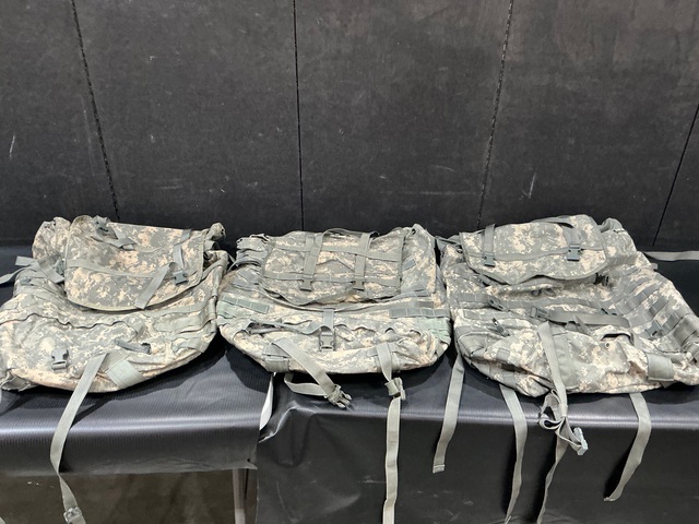 (30) Large Field Rucksacks