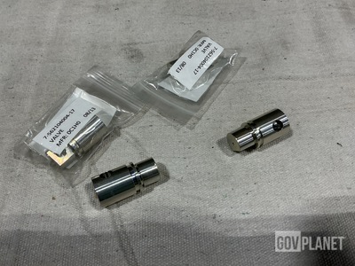 (4) Boeing 7-562104004-17 Stop-Check Valves