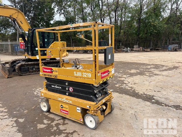 ELEVADOR TIJERA 2019 SKYJACK SJIII3219