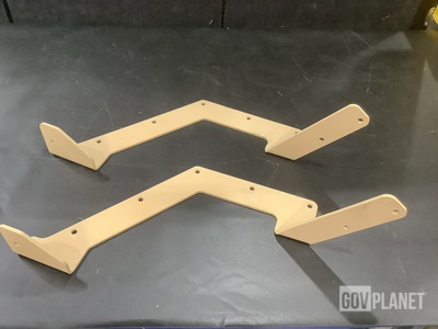 (33) Oshkosh 4028964 Fender Braces