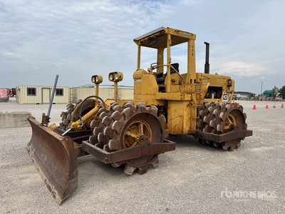1978 Cat 815 Soil Compactor