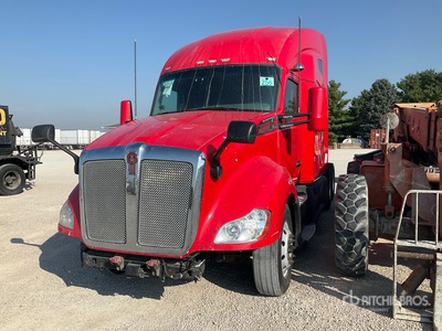 2019 Kenworth T680 6x4 Cabeza Tractora Cabina Dormitorio