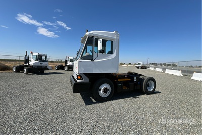 2016 Kalmar T2 4x2 Camión remolcador de plataforma