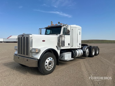 2020 Peterbilt 389 Tri/A Day Cab Truck Tractor