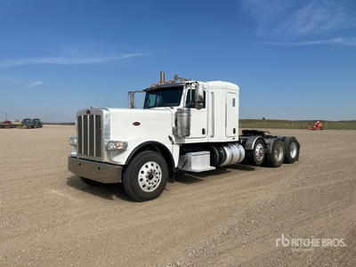 2020 Peterbilt 389 Tri/A Day Cab Truck Tractor