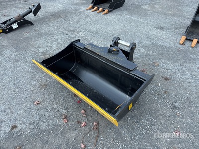 2025 Trojan 50 42 in Tilting Excavator Bucket (Unused)