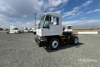 2016 Kalmar T2 4x2 Camión remolcador de plataforma