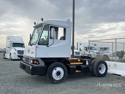 2016 Kalmar T2 4x2 Camión remolcador de plataforma