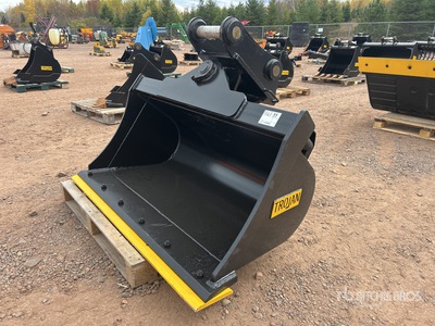 2025 Trojan 120 60 in Q/C Hydraulic Tilting Excavator Bucket (Unused)
