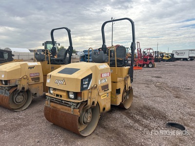2011 Cat cb22 Compacteur  double bille