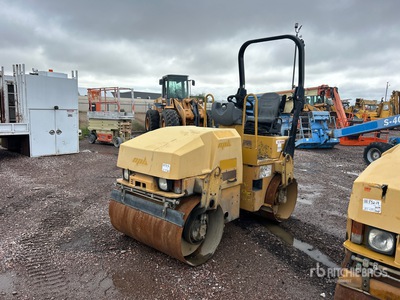 2009 Cat CB-24 Double Drum Roller (Inoperable)