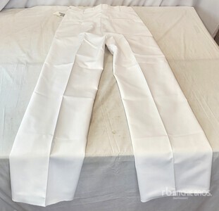 (64) Unused Mens White Poly/Cotton Trousers, Size 34XL