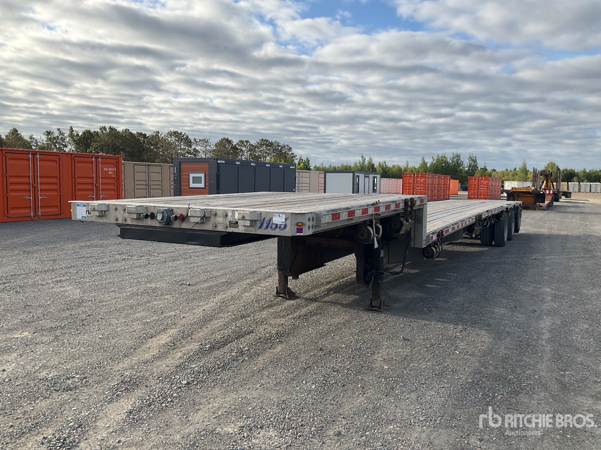 2013 Manac 13353AZ08 53 ft T/A Step Deck Trailer