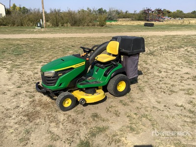 John Deere S130 Mower Tractor
